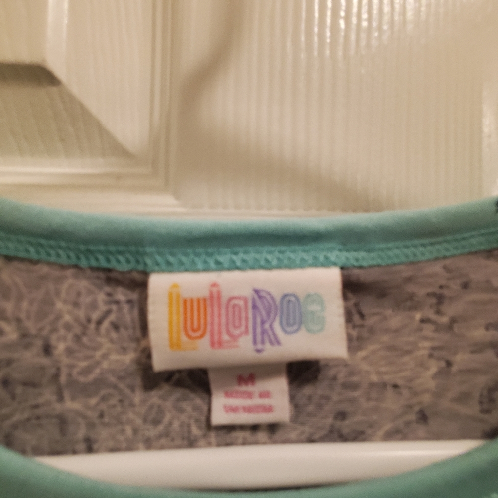 *NWT Lularoe Randy* - Picture 2 of 4